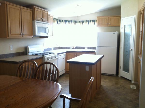 2755 Arrow Hwy #40