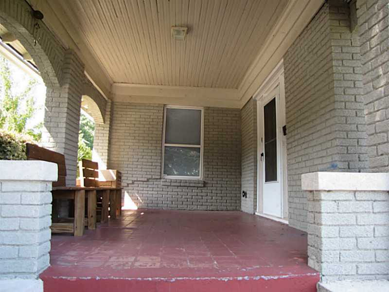 386 Glen Iris Drive