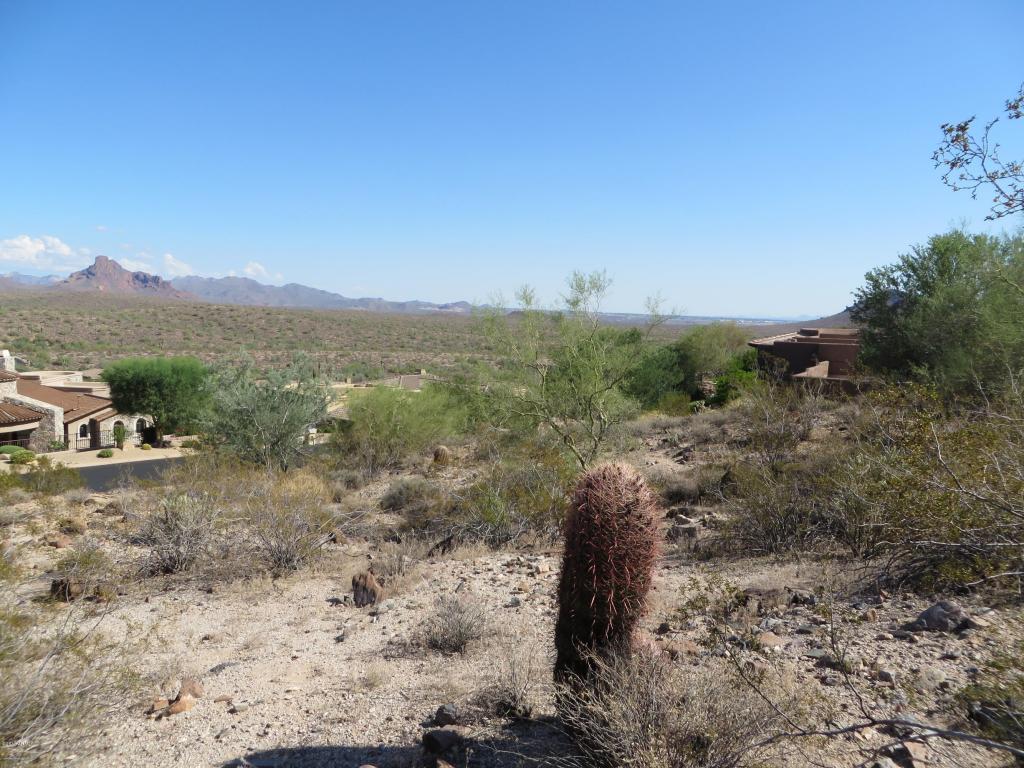 9120 N FLYING BUTTE --