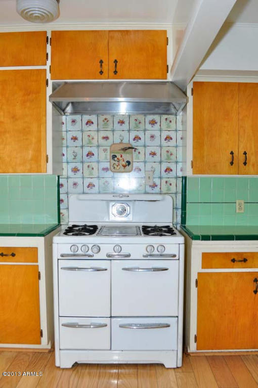 119 E BONITA Way
