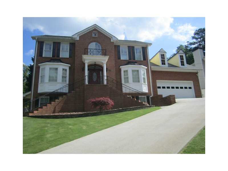 1353 Holly Bank Circle