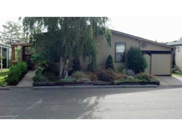 301 E Columbia Dr #76