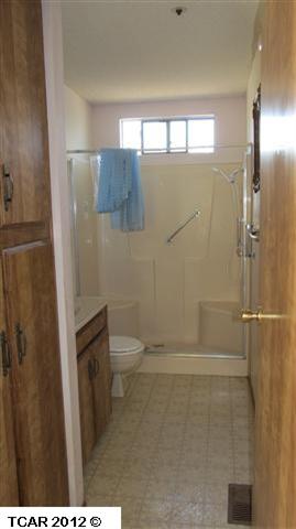16899 Crestview