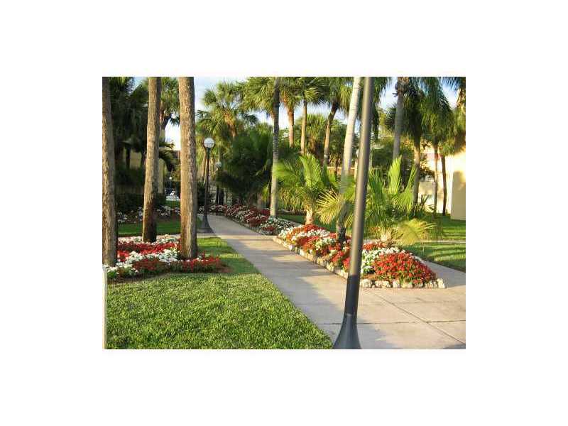 8035 SW 107 AV # 307