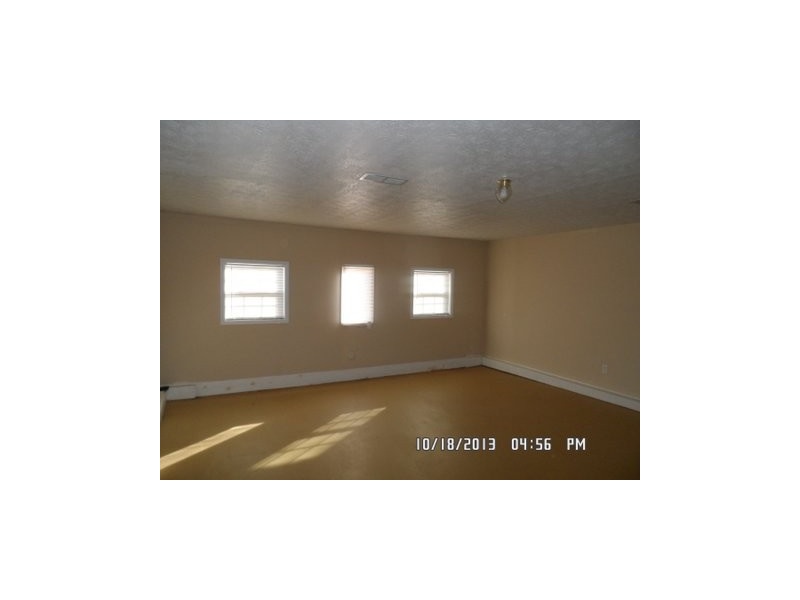 3512 Riverchase Knolls