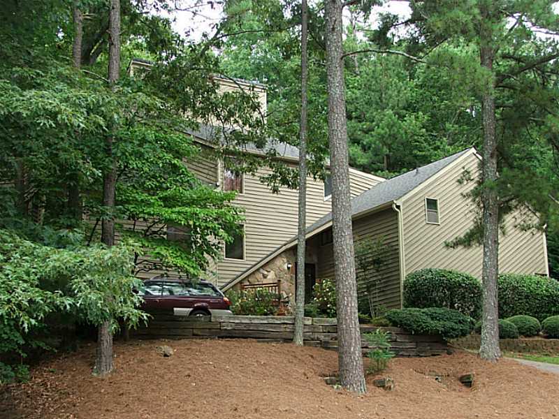 40 Fairway Ridge Drive