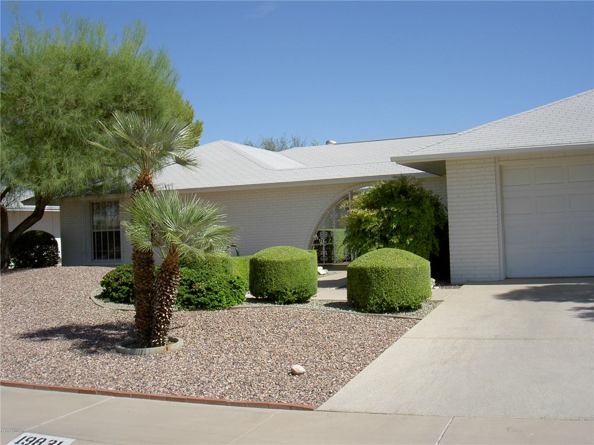 19831 N Willow Creek Circle