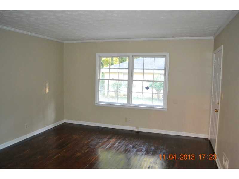 1586 Alder Lane