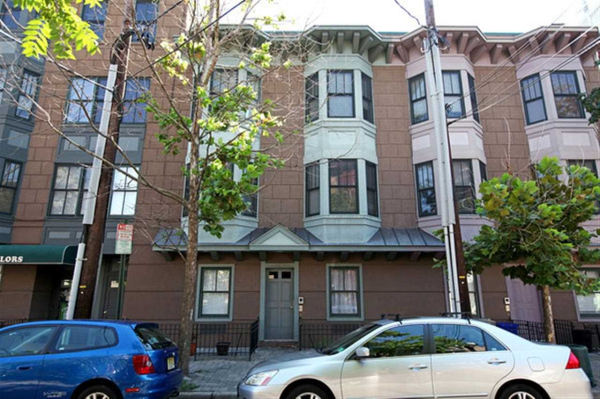 131 JACKSON ST