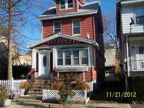 68 MAPLE AVE
