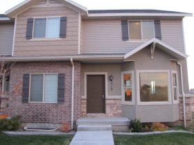 490 E 700 S #519
