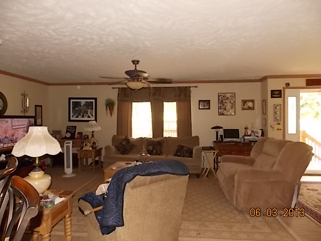 18 Rolling Manor
