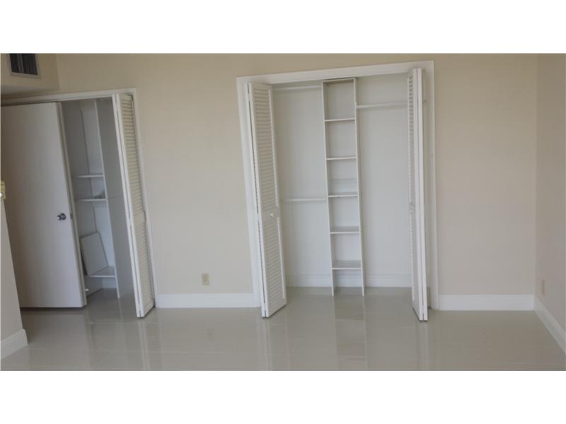 500 THREE ISLAND BLVD # 711