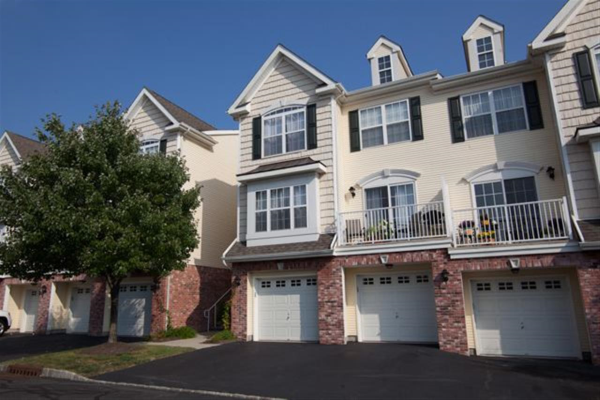 32 BOATWORKS DR