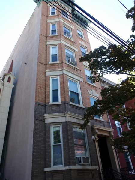 635 GARDEN ST