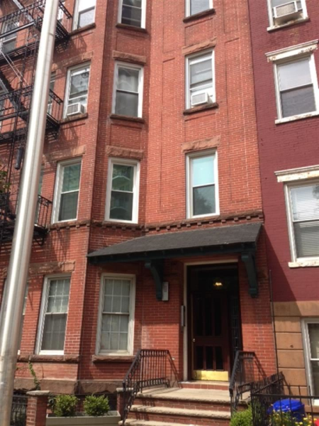 318 HUDSON ST