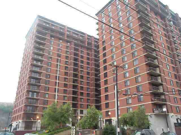 700 1ST ST