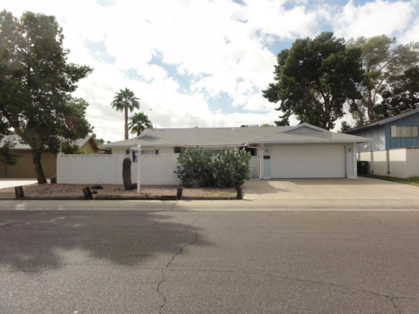 1339 E DONNER Drive