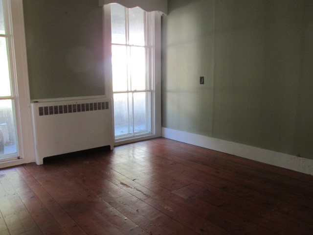 12 Central St