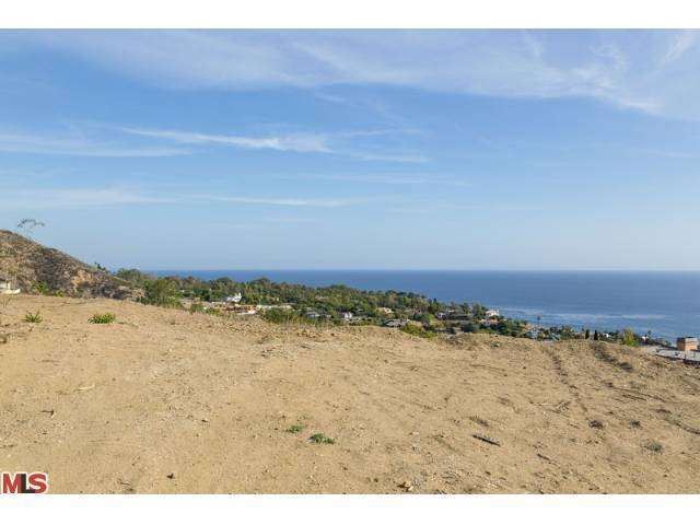 27318 Winding Way