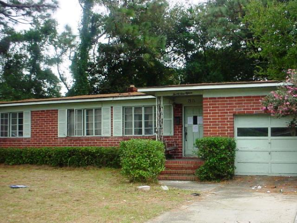 2915 Red Oak Dr