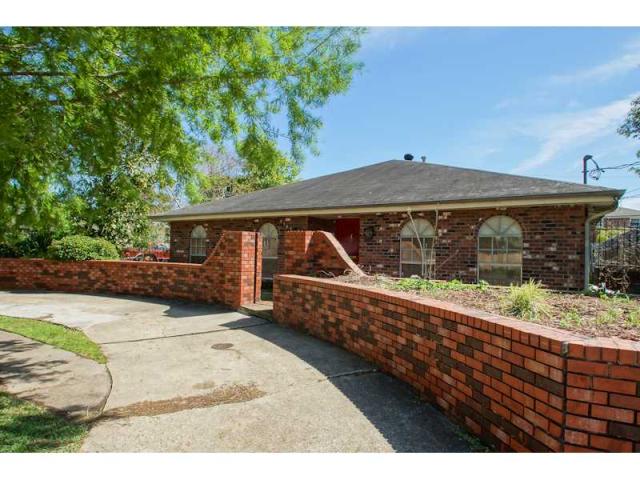 2127 Taft Pkwy