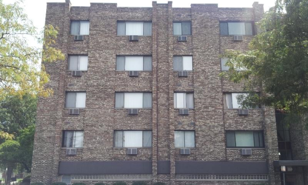5306 N Cumberland Avenue Unit 415
