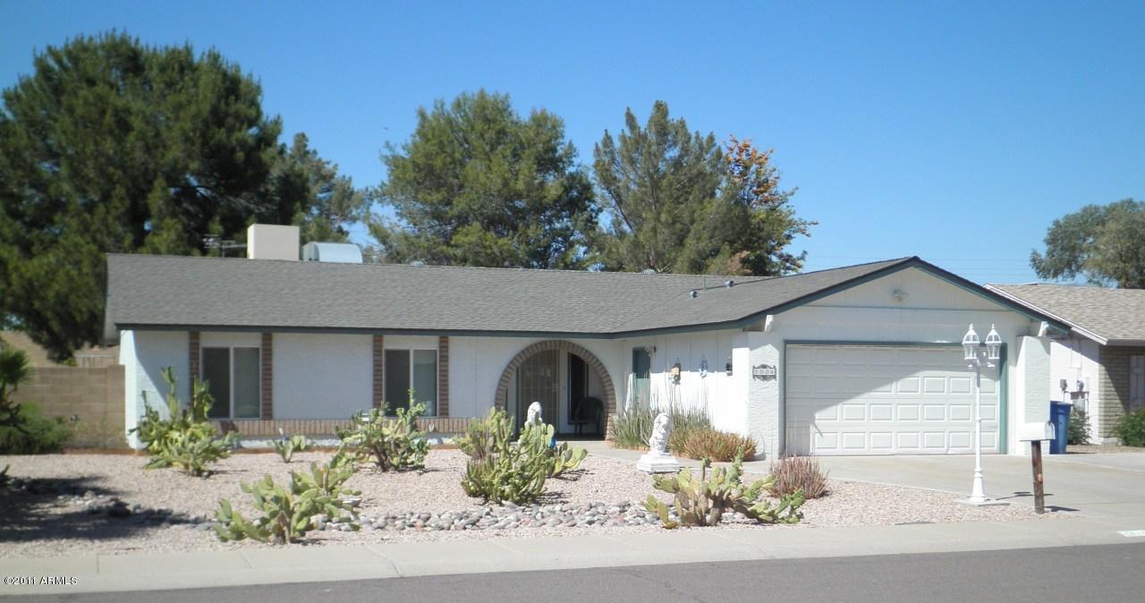 1024 W CARTER Drive