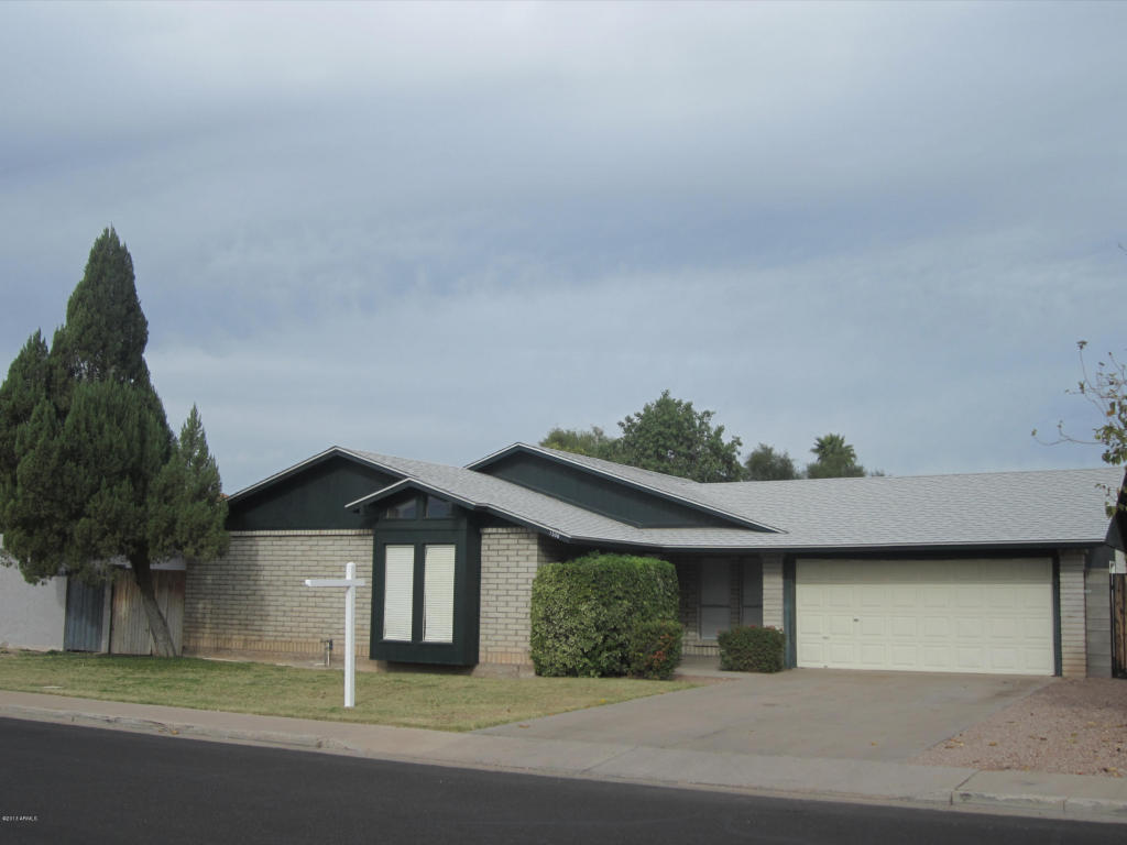 1506 W PLANA Avenue