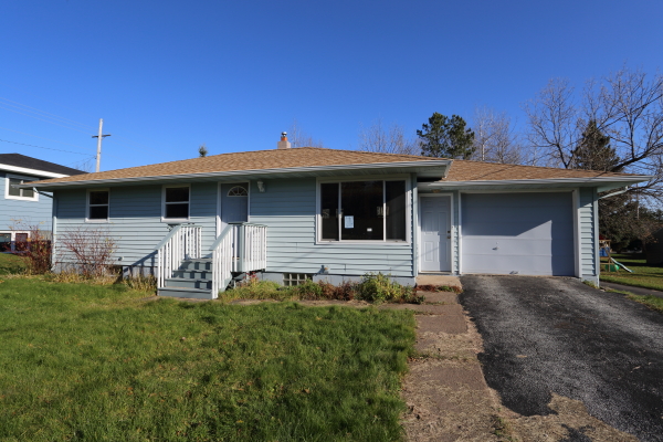 2910 North 85th Ave W