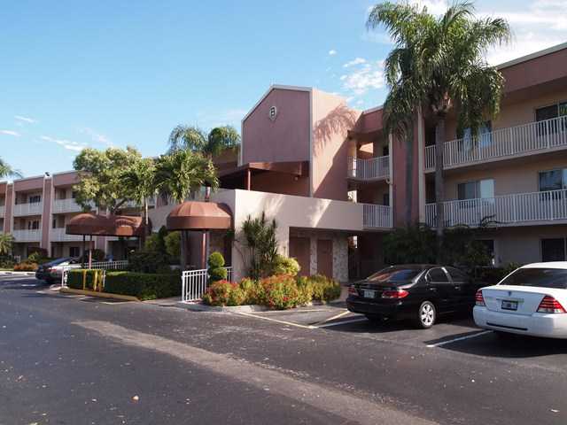 7224 S DEVON DR # 304