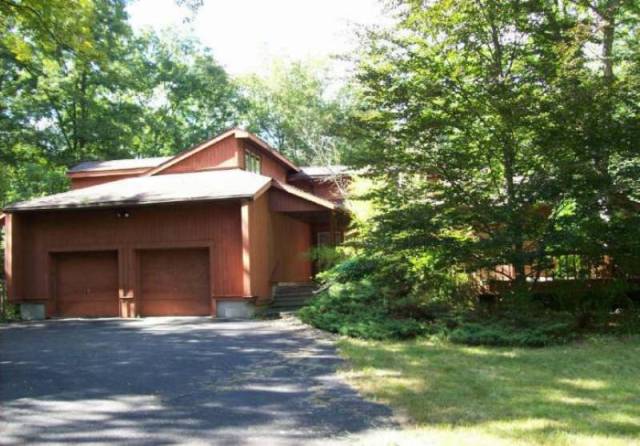 21 Lauren Ct