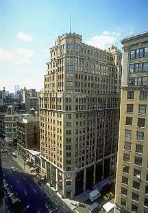 915 Broadway