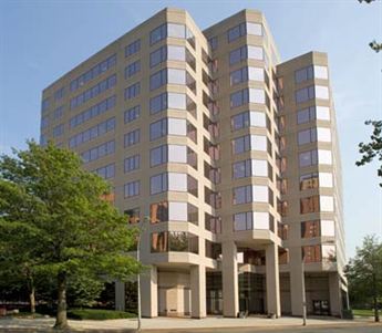 10 Bank Street