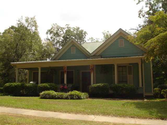 409 N 18th St