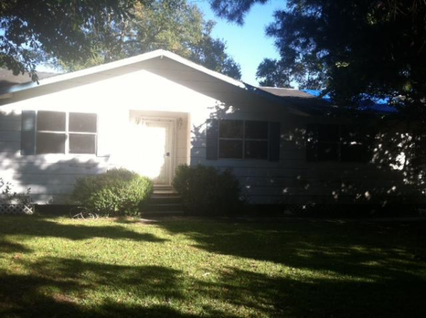 32208 Nikki Dr