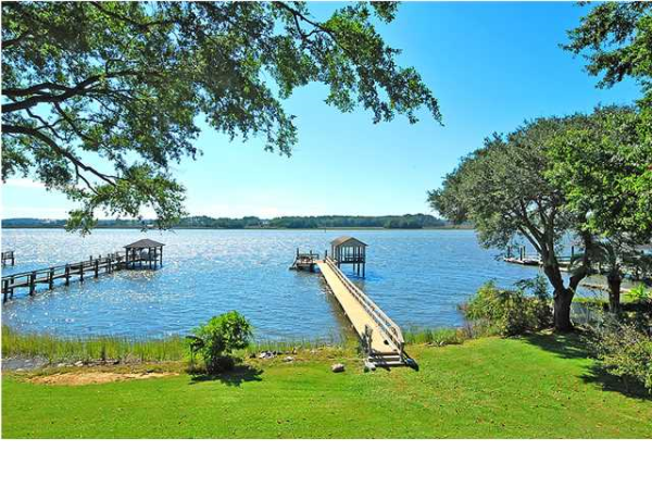 2253 LAZY RIVER DR
