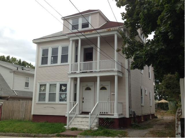 273 Niagara Street Apartment 2
