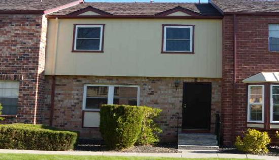 445 Pine Meadows Dr H-28