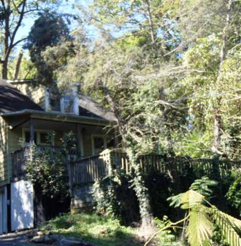 1860 S Delaware Dr