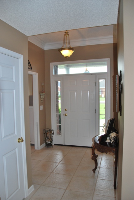 215 Royal Lane