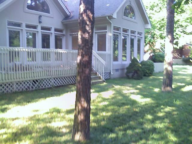 609 Fairfax Way