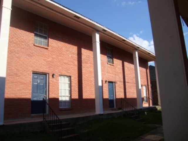 106 Shemper Dr