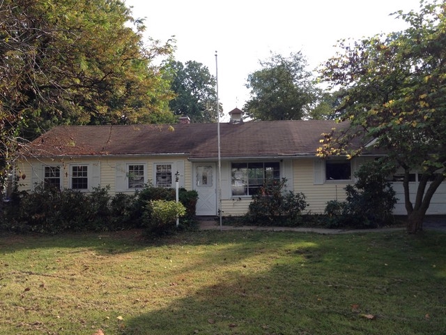 6555 Iroquois Trl