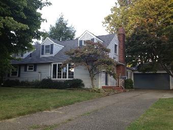 166 Valleyview Ave NW