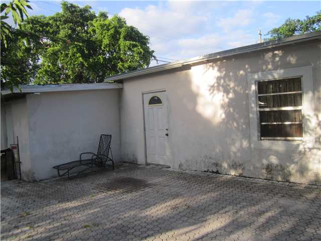 790 NW 116 TE