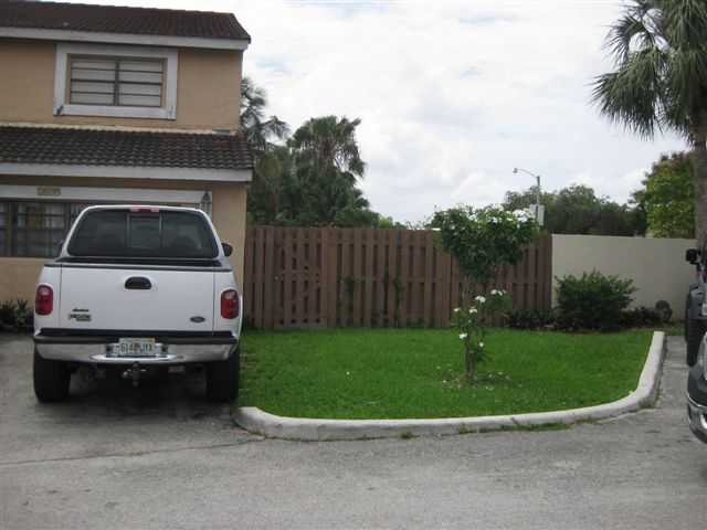 1099 SW 135 CT