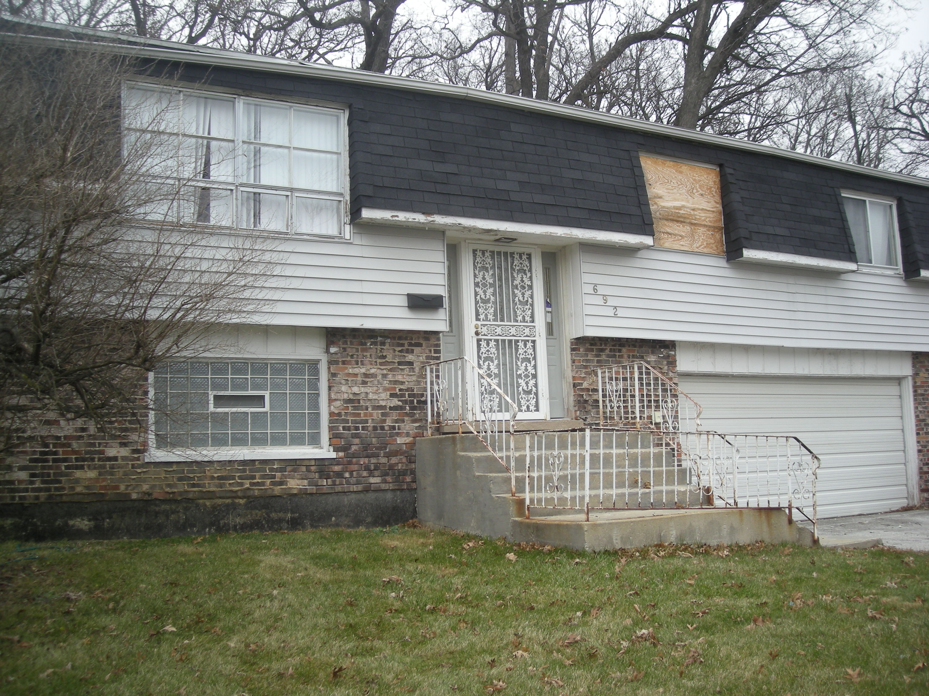 692 Sullivan Lane