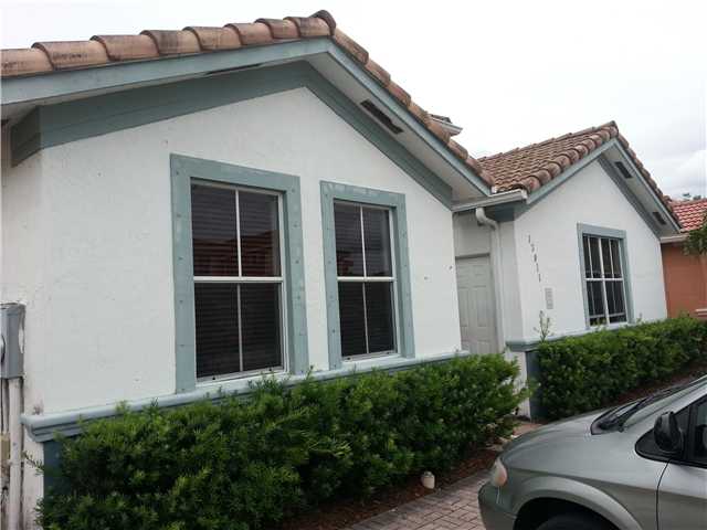 13011 NW 8 ST