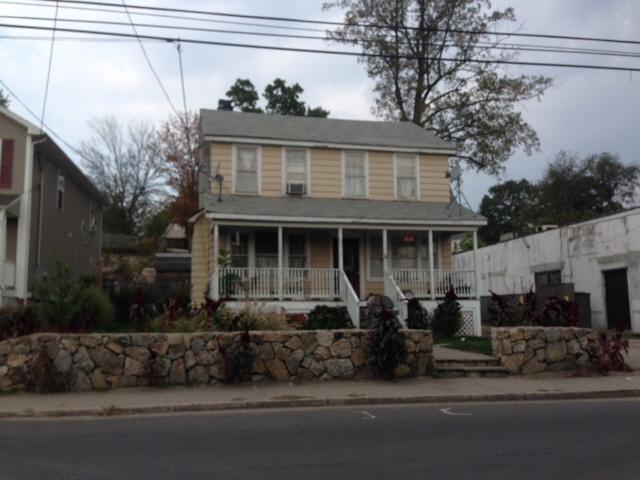 11 Meadow St